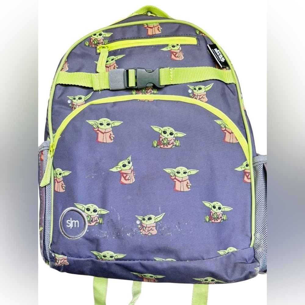 Simple Modern brand backpack featuring a Star Wars: The Mandalorian "Baby Yoda"
